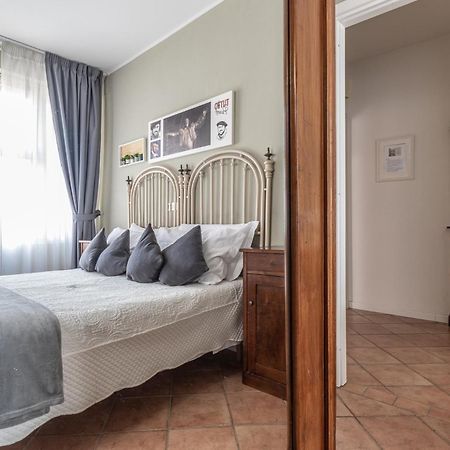Room & Breakfast Canalino 21 Модена Екстериор снимка