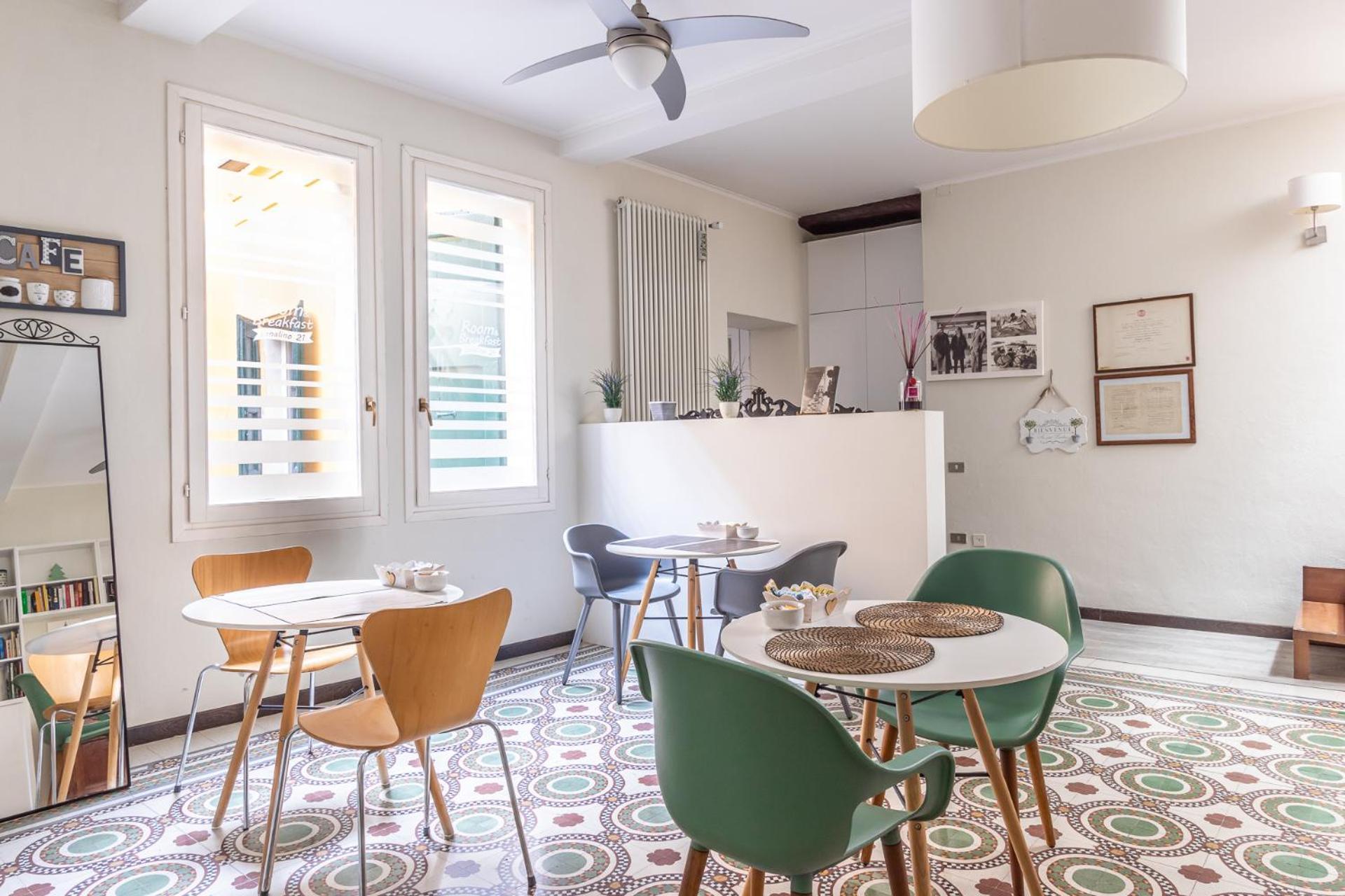 Room & Breakfast Canalino 21 Модена Екстериор снимка