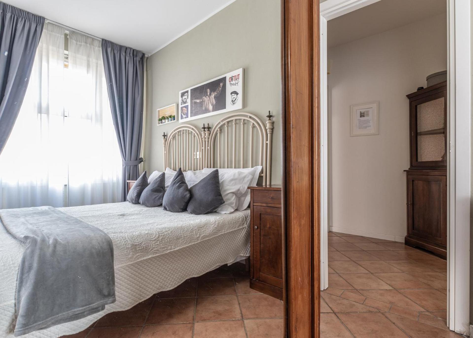 Room & Breakfast Canalino 21 Модена Екстериор снимка
