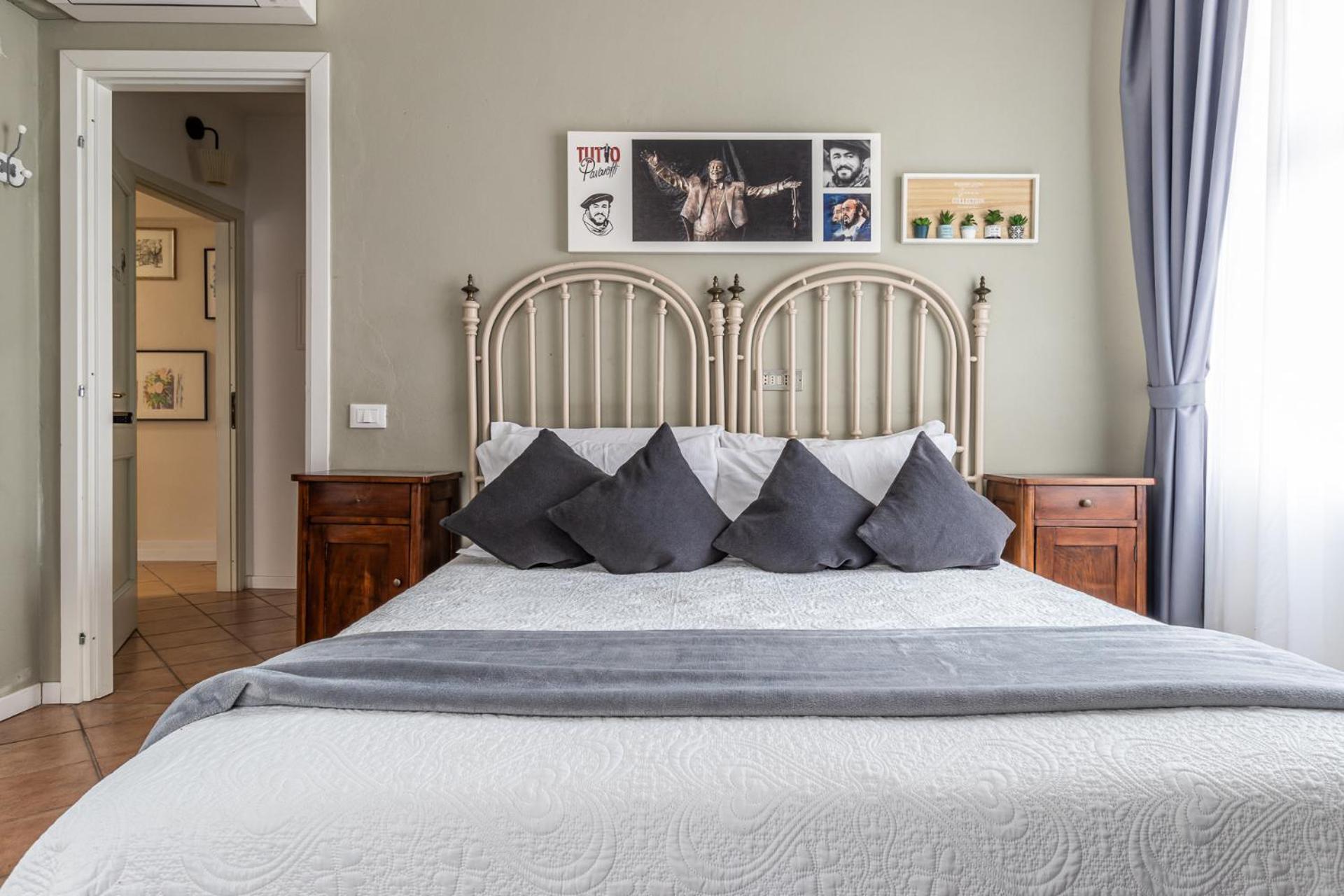 Room & Breakfast Canalino 21 Модена Екстериор снимка