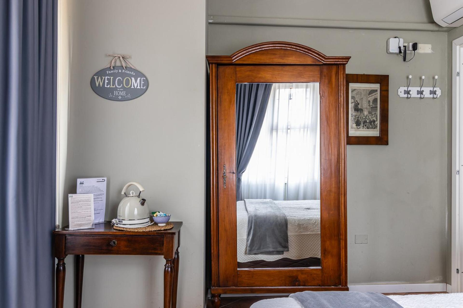 Room & Breakfast Canalino 21 Модена Екстериор снимка
