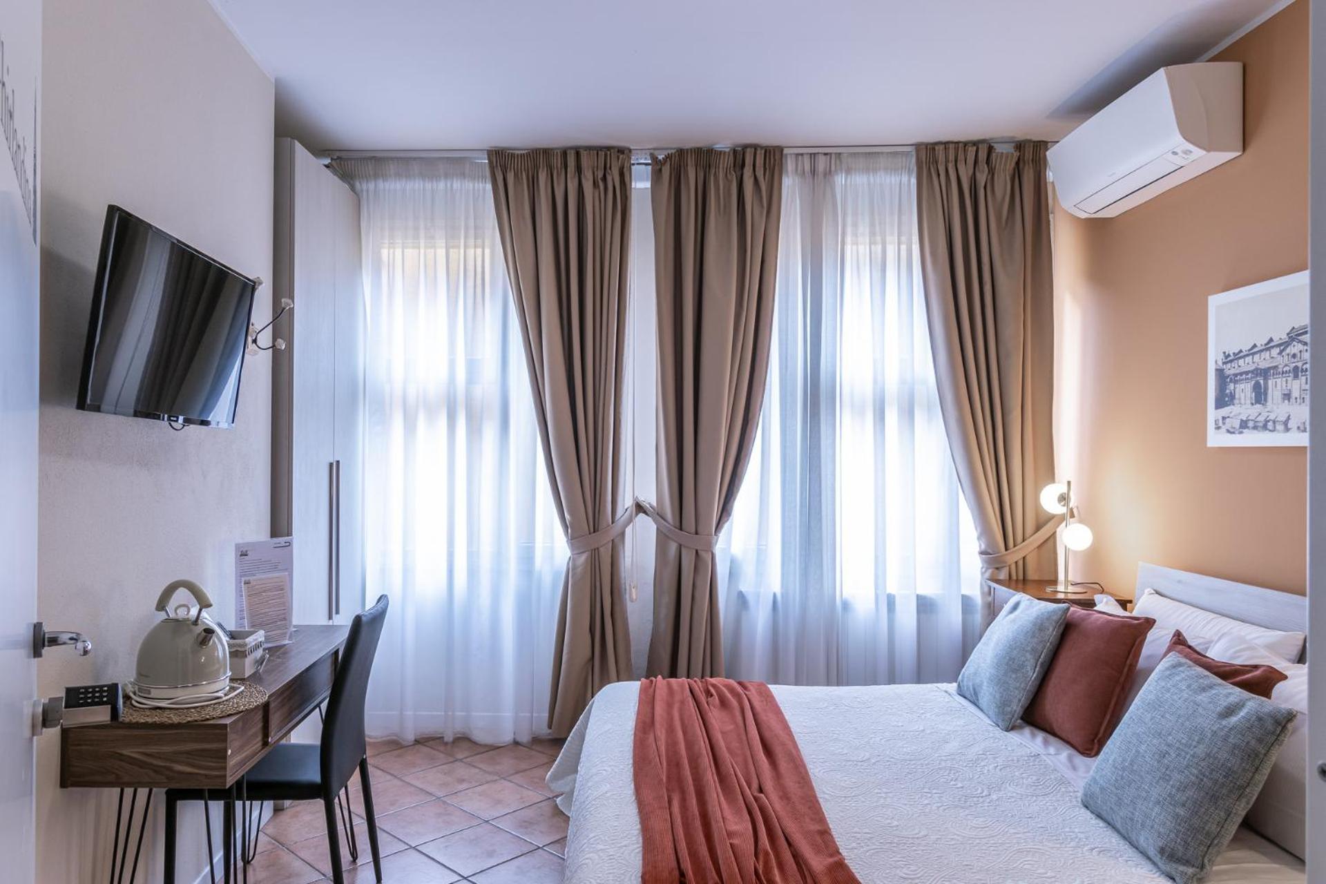 Room & Breakfast Canalino 21 Модена Екстериор снимка