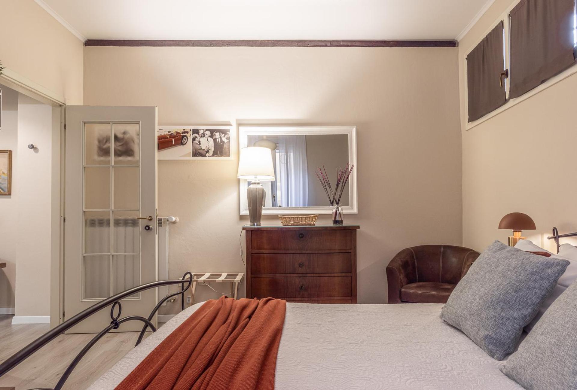 Room & Breakfast Canalino 21 Модена Екстериор снимка