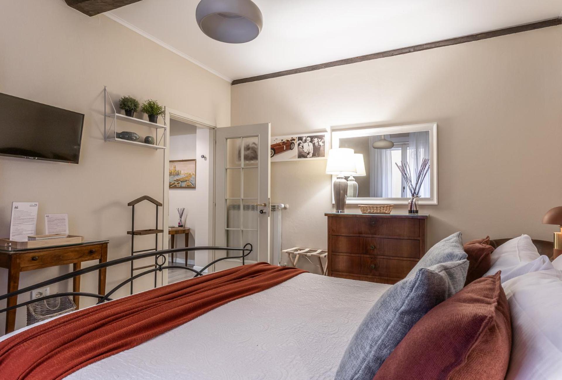 Room & Breakfast Canalino 21 Модена Екстериор снимка