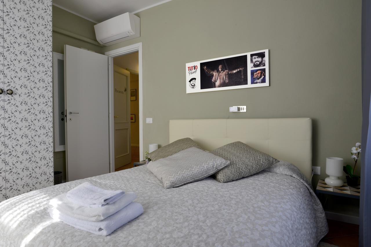 Room & Breakfast Canalino 21 Модена Екстериор снимка